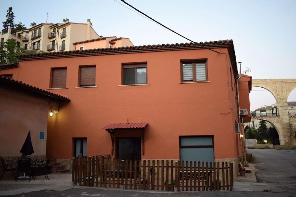 特鲁埃尔La Buhardilla. Aparcamiento Exterior Privado公寓 外观 照片