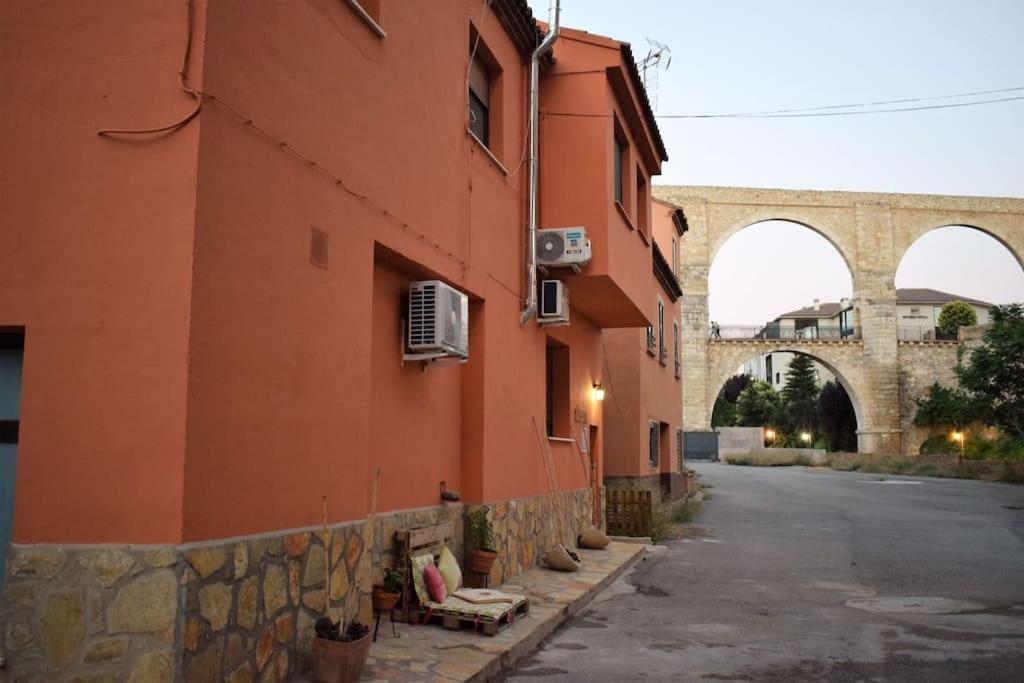 特鲁埃尔La Buhardilla. Aparcamiento Exterior Privado公寓 外观 照片