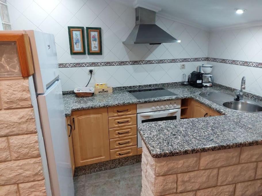 特鲁埃尔La Buhardilla. Aparcamiento Exterior Privado公寓 外观 照片